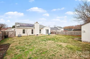 9908 Peppermint Ln, Charlotte, NC 28215 - Photo 28