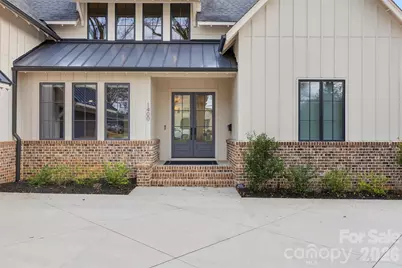 1400 Heather Lane, Charlotte, NC 28209 - Photo 2