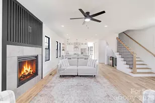 4 S Martha Kate Dr, Hendersonville, NC 28792 - Photo 2