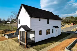 4 S Martha Kate Dr, Hendersonville, NC 28792 - Photo 22