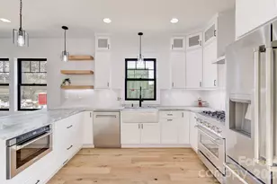 4 S Martha Kate Dr, Hendersonville, NC 28792 - Photo 14