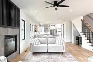 4 S Martha Kate Dr, Hendersonville, NC 28792 - Photo 2