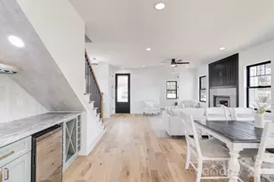 4 S Martha Kate Dr, Hendersonville, NC 28792 - Photo 10