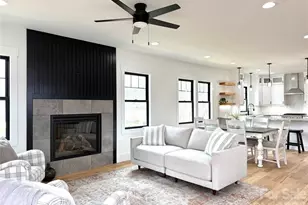 4 S Martha Kate Dr, Hendersonville, NC 28792 - Photo 18