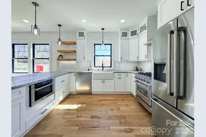 4 S Martha Kate Drive, Hendersonville, NC 28792 - Photo 6