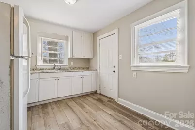 1713 Younger Avenue, Statesville, NC 28677 - Photo 18