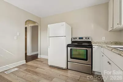 1713 Younger Avenue, Statesville, NC 28677 - Photo 20