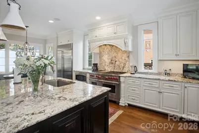 309 Hempstead Place, Charlotte, NC 28207 - Photo 10