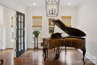 309 Hempstead Place, Charlotte, NC 28207 - Photo 6