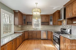 230 Foxwood Dr, Hendersonville, NC 28791 - Photo 12