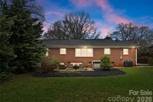 830 Faircrest Dr, Charlotte, NC 28210 - Photo 24