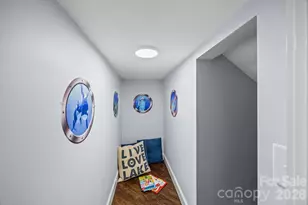 17929 Kings Point Dr, Cornelius, NC 28031 - Photo 20