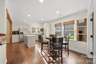 609 Fredricksburg Rd, Matthews, NC 28105 - Photo 14