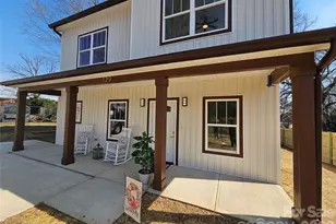 129 Woodlawn Dr, Statesville, NC 28677 - Photo 2