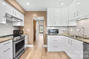 8330 Ramath Dr, Charlotte, NC 28211 - Photo 14