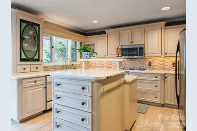 29 Longue Vue Lane, Canton, NC 28716 - Photo 10