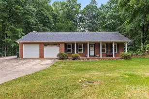 132 Lismark Dr, Mooresville, NC 28117 - Photo 1