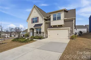 1838 Grove Park Ln, Tega Cay, SC 29708 - Photo 2
