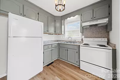 304 Belton Avenue, Mount Holly, NC 28120 - Photo 8