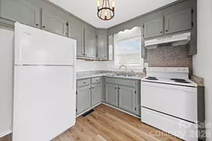 304 Belton Ave, Mount Holly, NC 28120 - Photo 8