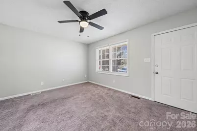 304 Belton Avenue, Mount Holly, NC 28120 - Photo 4