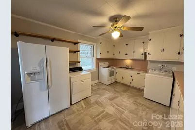 9019 Reames Road, Charlotte, NC 28216 - Photo 4