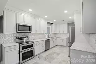 2637 Armstrong Cir, Gastonia, NC 28054 - Photo 6