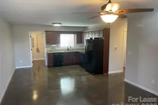 4427 Dillbrook Ln, Denver, NC 28037 - Photo 2