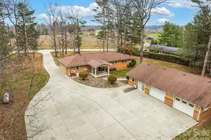 1034 S Orchard Rd, Flat Rock, NC 28731 - Photo 1