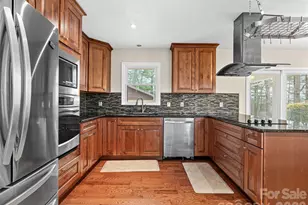 1034 S Orchard Rd, Flat Rock, NC 28731 - Photo 8