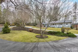 110 Glengary Dr, Flat Rock, NC 28731 - Photo 36