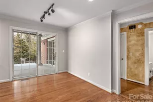 110 Glengary Dr, Flat Rock, NC 28731 - Photo 12