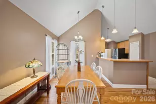 8 Maltese Ln, Weaverville, NC 28787 - Photo 2