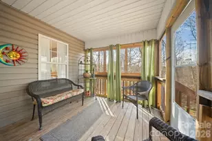 8 Maltese Ln, Weaverville, NC 28787 - Photo 4