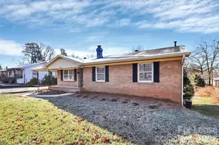 526 Julia Ave, Belmont, NC 28012 - Photo 2