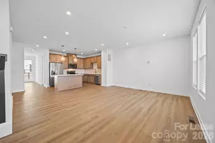 7216 Westrow Ave, Charlotte, NC 28278 - Photo 10