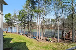 921 Northeast Dr, Davidson, NC 28036 - Photo 2