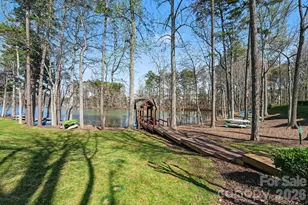 921 Northeast Dr, Davidson, NC 28036 - Photo 18