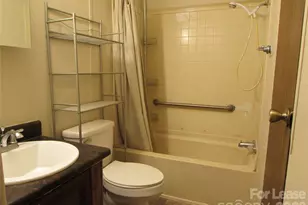 124 Cove View Dr, Mooresville, NC 28117 - Photo 10