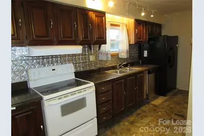 124 Cove View Drive, Mooresville, NC 28117 - Photo 4