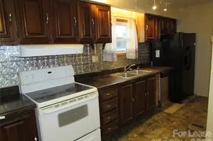 124 Cove View Dr, Mooresville, NC 28117 - Photo 4