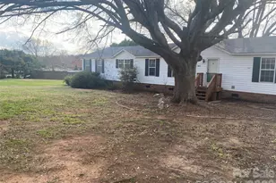 1011 Kiser Dairy Rd, Dallas, NC 28034 - Photo 1