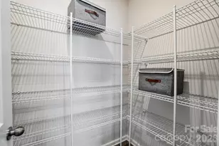 6118 Vasey St, Charlotte, NC 28269 - Photo 10