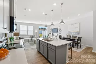 6118 Vasey St, Charlotte, NC 28269 - Photo 6