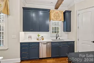 3618 Hennessy Pl, Charlotte, NC 28210 - Photo 12