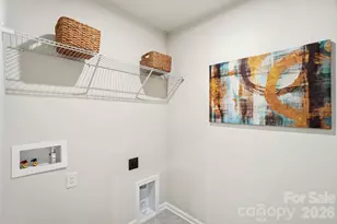 6110 Vasey St, Charlotte, NC 28269 - Photo 32