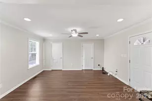 4000 Fieldcrest Rd, Charlotte, NC 28217 - Photo 12