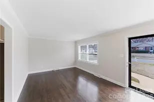 4000 Fieldcrest Rd, Charlotte, NC 28217 - Photo 2