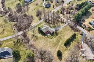 39 Beaumont Dr, Hendersonville, NC 28739 - Photo 44