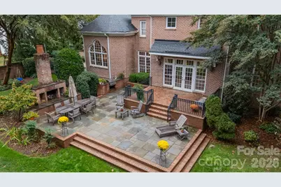 2516 Selwyn Avenue, Charlotte, NC 28209 - Photo 2